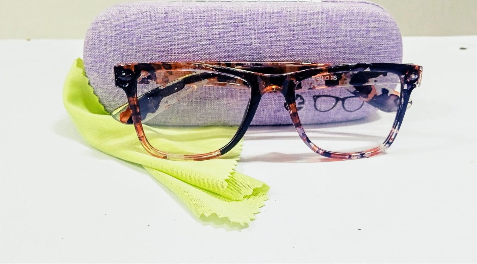 Discount Optical Plus eye wear full rim round frame - Image 2