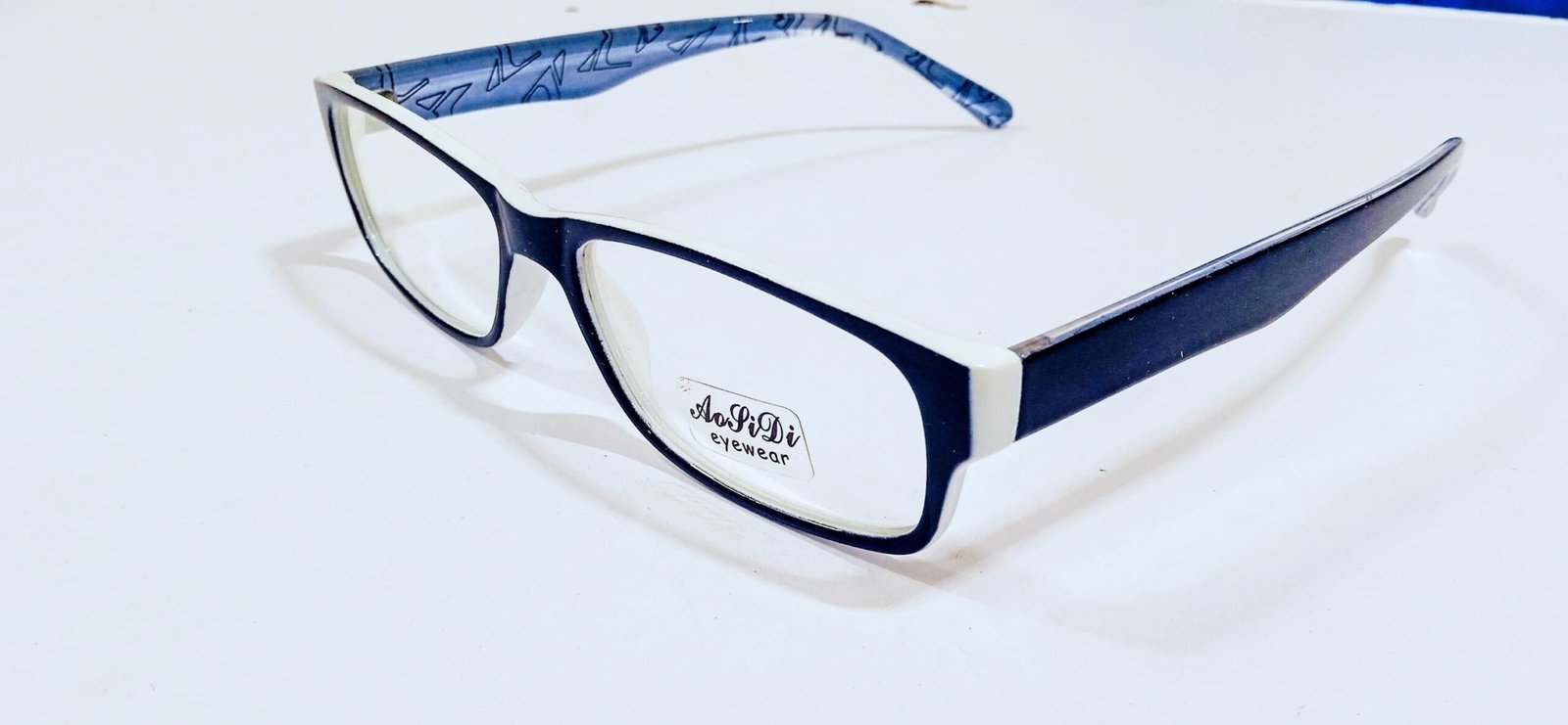 Discount Optical Plus eye wear blue white & black fullrim rectangular frame - Image 6