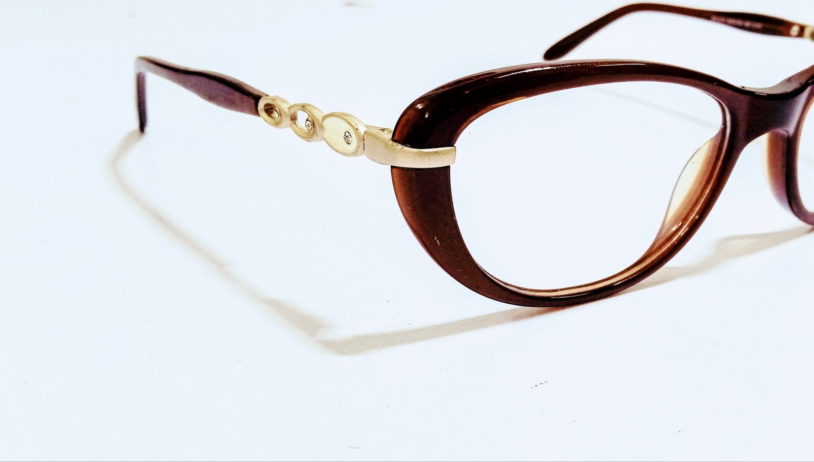 Discount Optical Plus Brown cat-eye glasses - Image 2