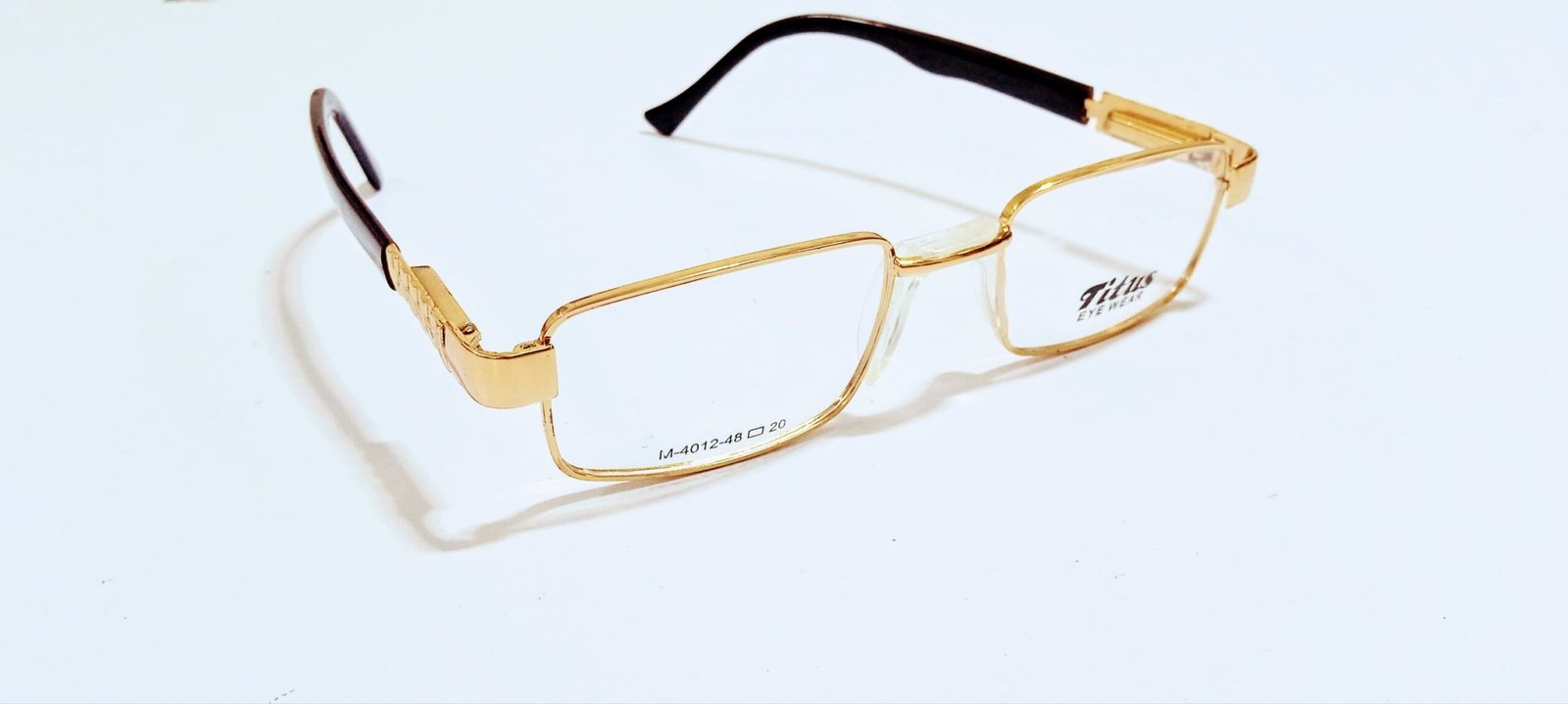Discount Optical Plus eye wear Golden fullrim rectangular frame - Image 2