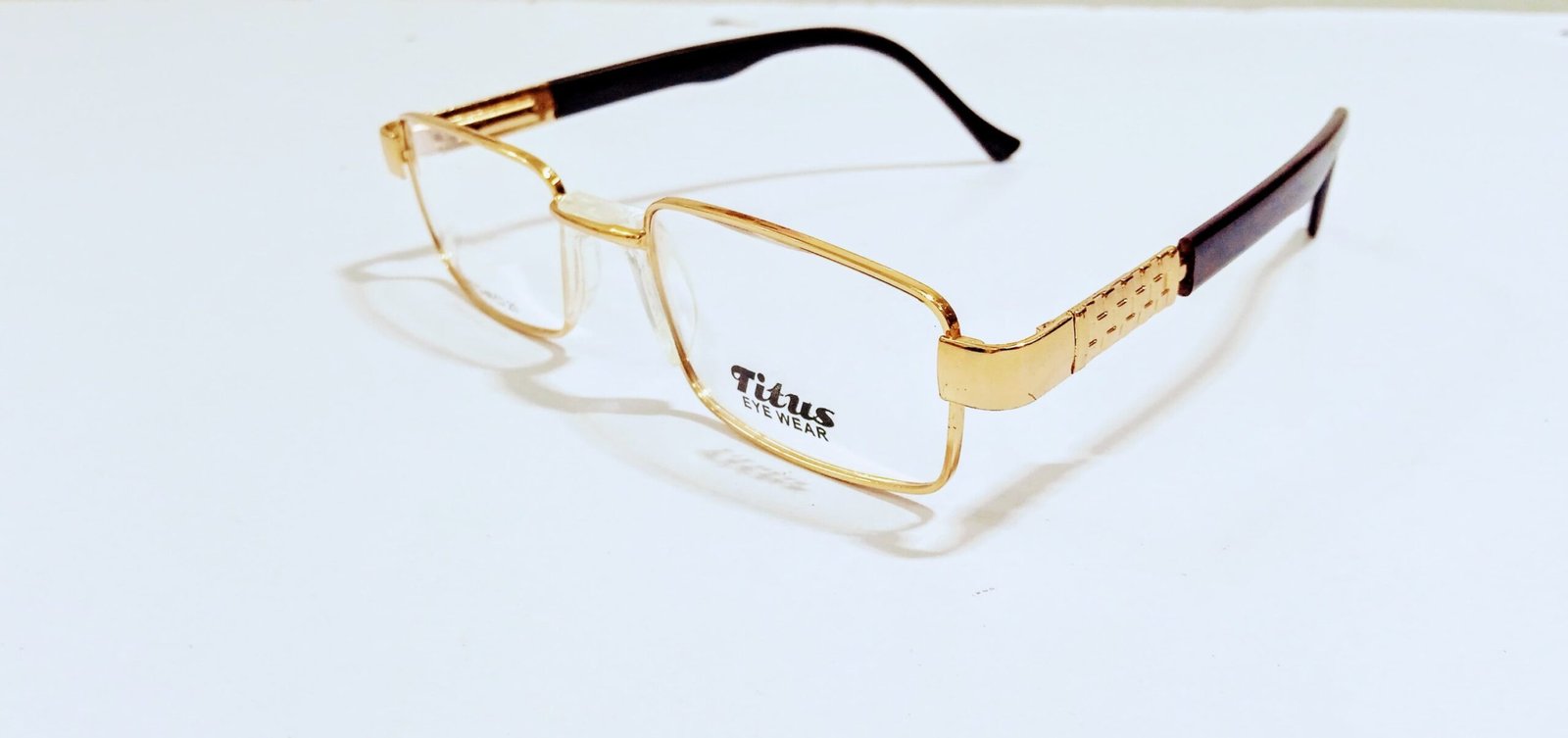 Discount Optical Plus eye wear Golden fullrim rectangular frame - Image 5